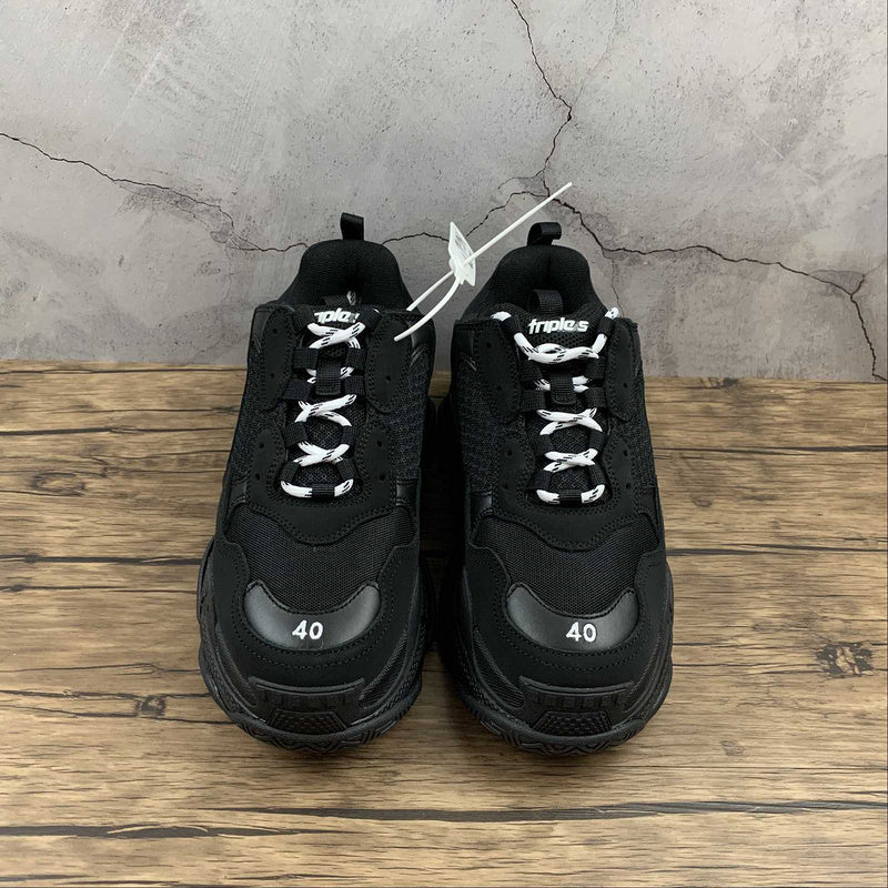 Balenciaga Triple S Black