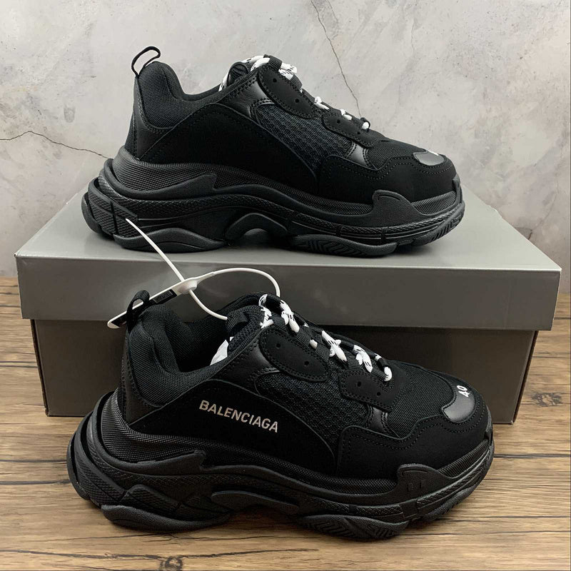Balenciaga Triple S Black