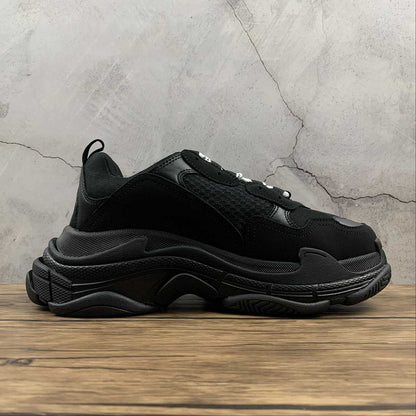 Balenciaga Triple S Black