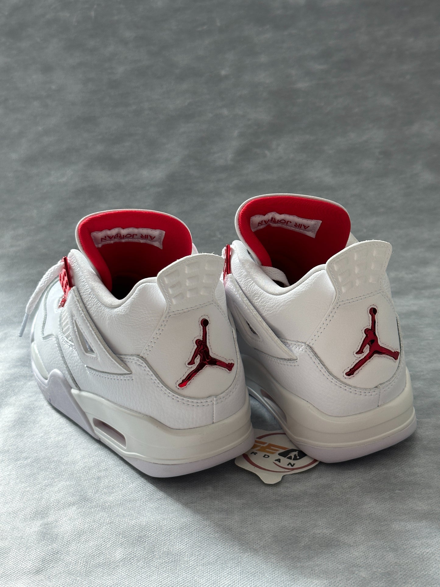 Jordan 4 Metalic Red