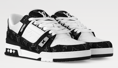 LV Louis Vuitton Trainer Black & White