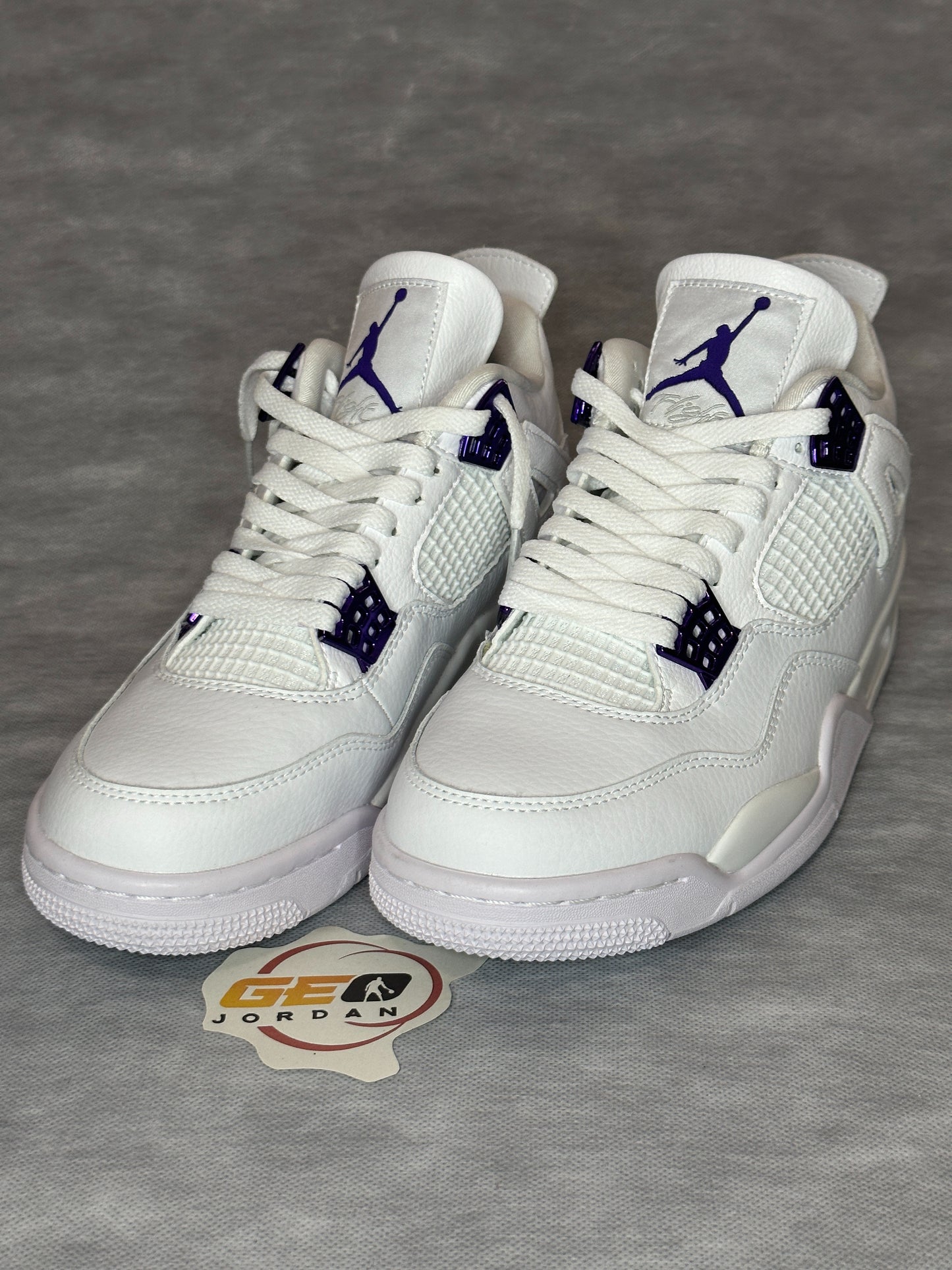 Jordan 4 Metalic Purple