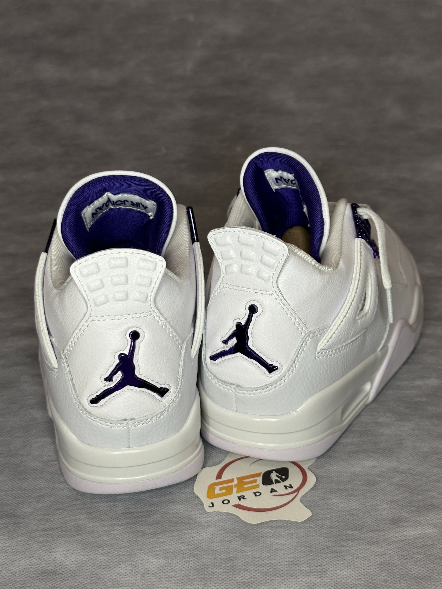 Jordan 4 Metalic Purple