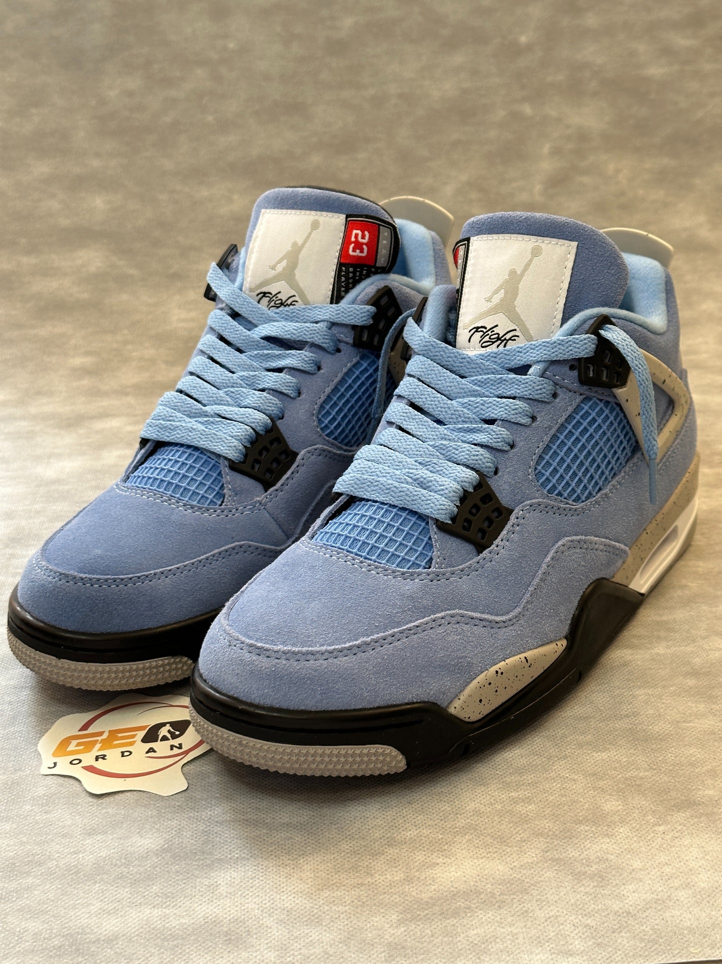 Jordan 4 University Blue