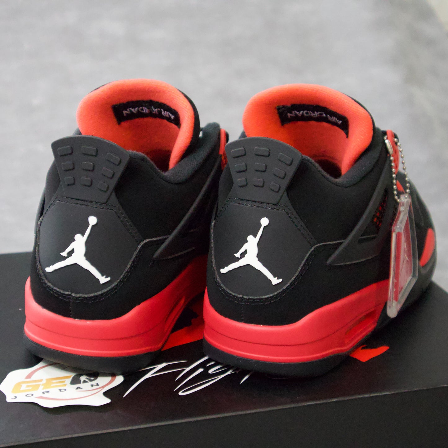Jordan 4 Red Thunder