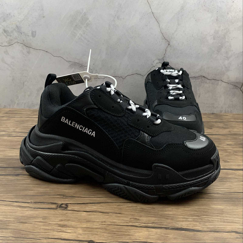 Balenciaga Triple S Black